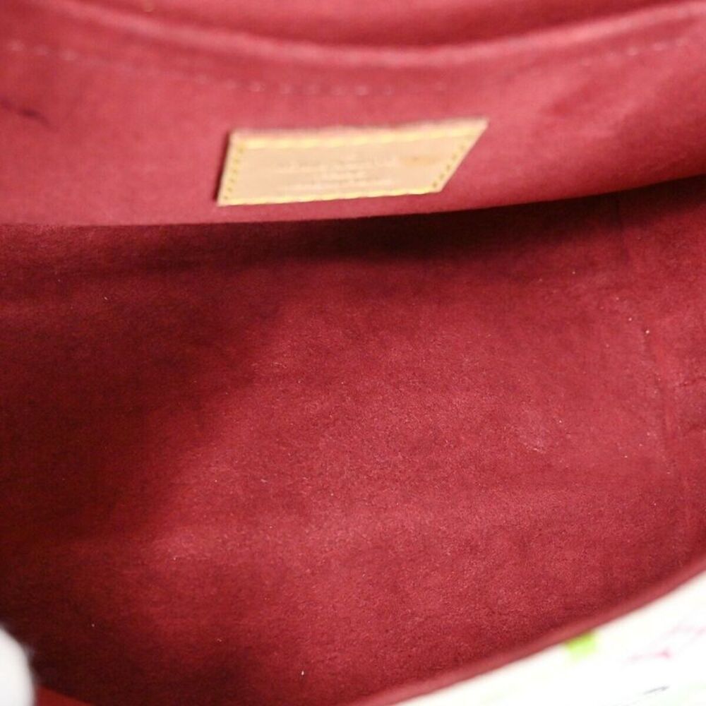 Louis Vuitton Patti White Canvas Shoulder Bag (Pre-Owned) - Picture 5 of 12